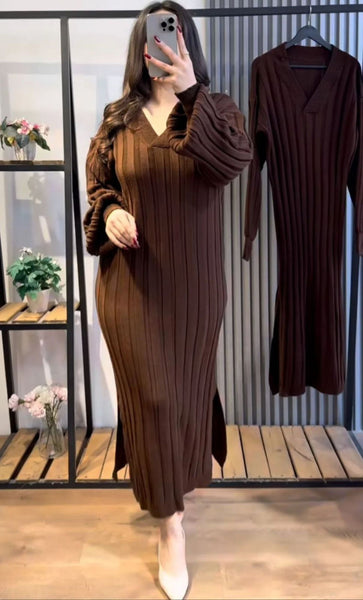 Robe col v avec manche bouffante