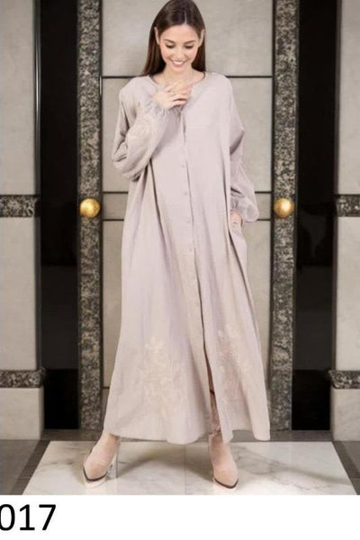 Robe longue boutonnée avec broderie florale